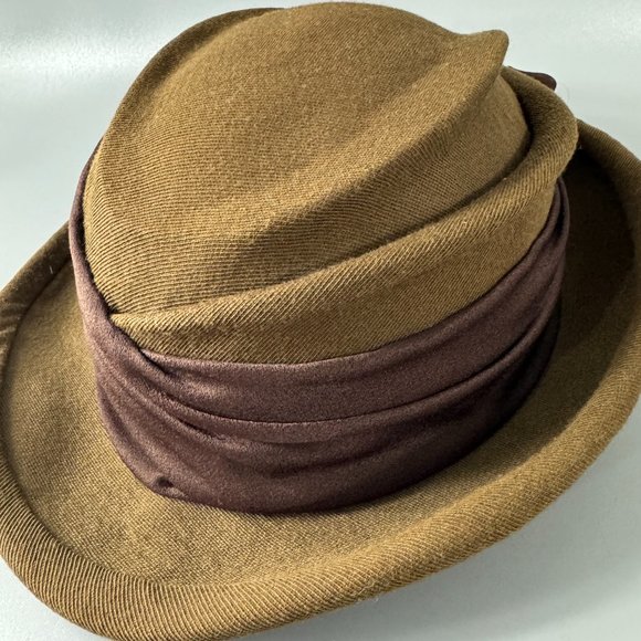 Christine A. Moore New York Brown Fabric Flower Decorated Hat main image 5